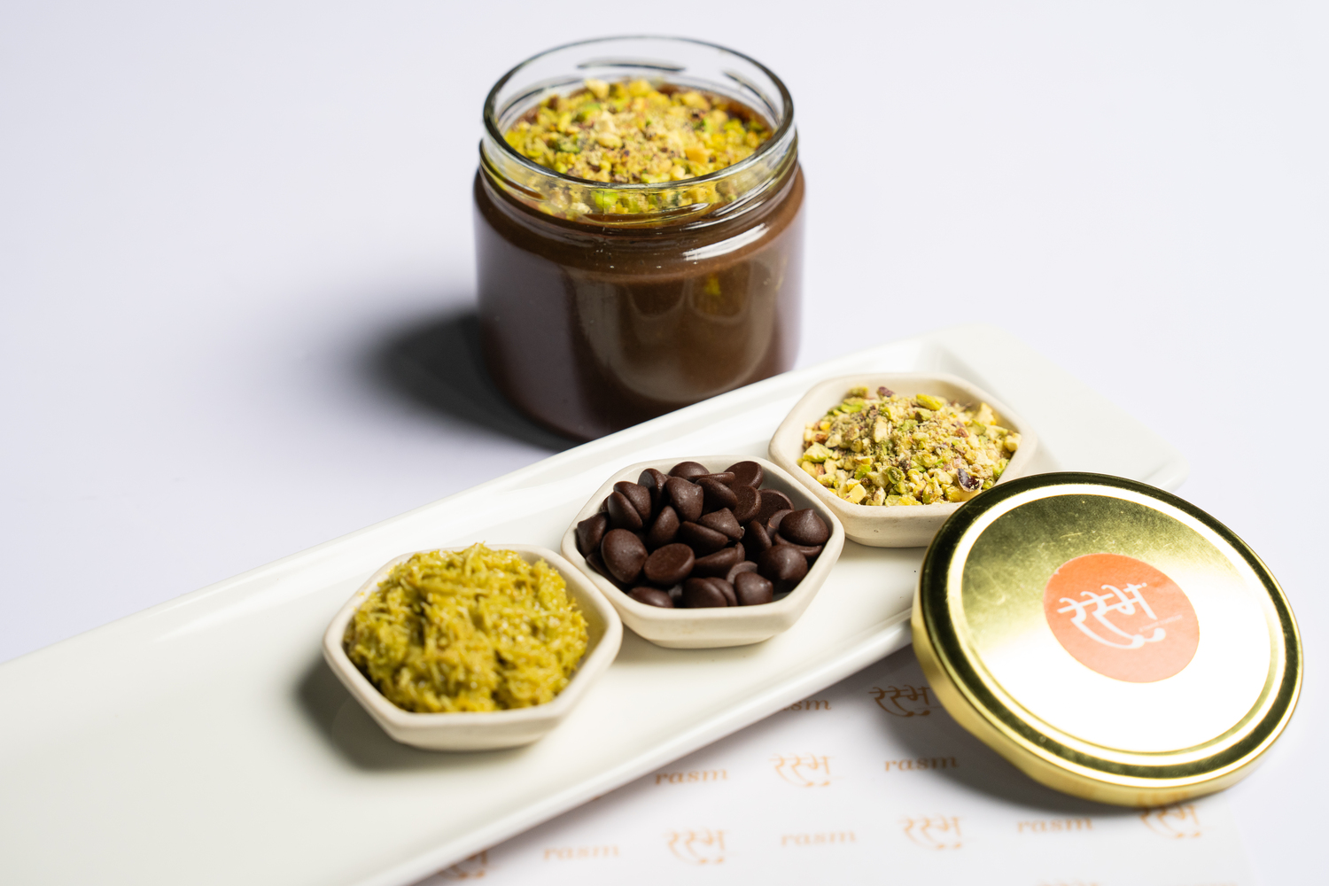 Sicilian Pistachio Kunafa, Barry Callebaut Fudge – Rasm